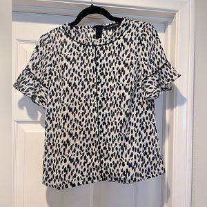 Banana Republic Petite Animal Print Short Sleeve Blouse